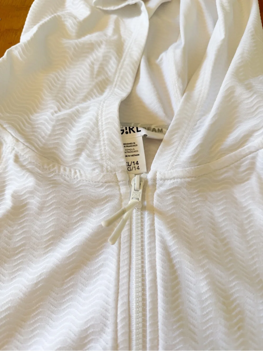 Athleta girls white 3 piece Serve set -jacket- skort - tank 12-14 years
